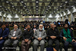 آیین تجلیل از خانواده شهیدان «حججی» و «مشلب» در حرم مطهر رضوی