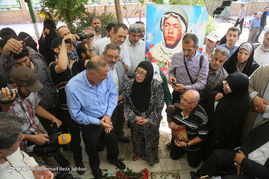 شهید کورسل فرانسوی در قم میزبان پدر شد