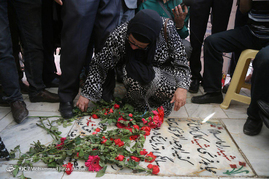 شهید کورسل فرانسوی در قم میزبان پدر شد