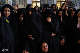 طواف پیکرهای 19 شهید گمنام دفاع مقدس در حرم مطهر امام رضا (ع)‎