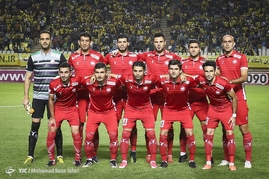 ديدار تيم هاي فوتبال سپاهان و سپيد رود