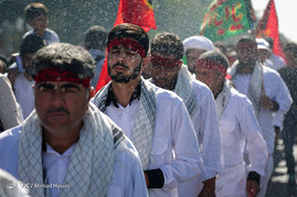 مراسم بدرقه کاروان زائران پیاده از مشهد به کربلا