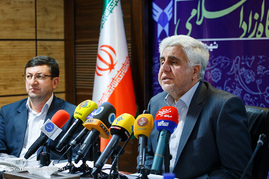 نشست مطبوعاتی رئیس دانشگاه آزاد اسلامی
