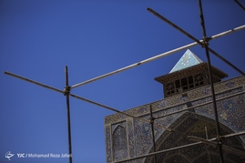 فیروزه هایی به رنگ فلز