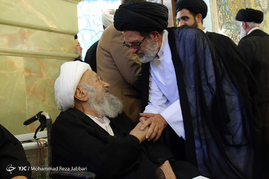 مراسم تشییع پیکر مرحوم آیت الله روح الله شاه آبادی / قم