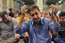 دعای عرفه در مهدیه تهران