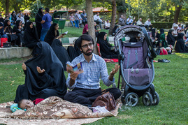 مراسم دعای عرفه و تشییع پیکر شهدای گمنام در همدان
