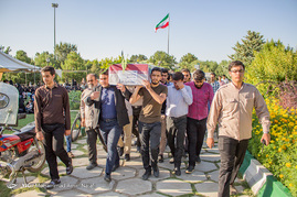 مراسم دعای عرفه و تشییع پیکر شهدای گمنام در همدان