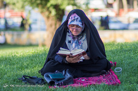 مراسم دعای عرفه و تشییع پیکر شهدای گمنام در همدان