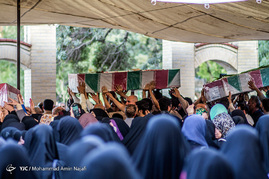 مراسم دعای عرفه و تشییع پیکر شهدای گمنام در همدان