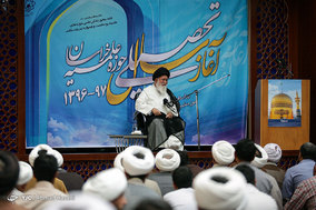 مراسم آغاز سال جدید تحصیلی حوزه علمیه خراسان در مدرسه عالی نواب