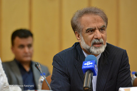 مراسم امضا تفاهم نامه طرح تولبد پوشاک در مناطق روستایی