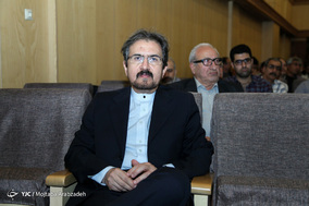 مراسم ختم دکتر ابراهیم یزدی