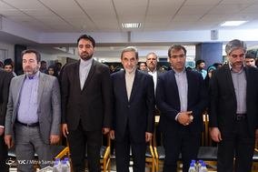 نشست خبری علی اکبر ولایتی رئیس هیات موسس و هیات امنای دانشگاه آزاد