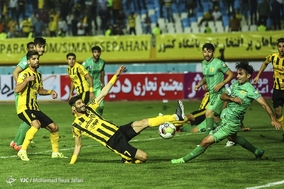 مسابقات جام حذفي فوتبال.سپاهان- صنعت نفت