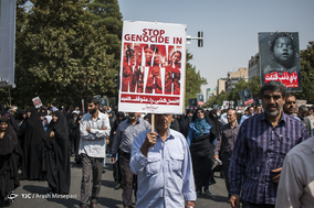 راهپیمایی نمازگزاران نماز جمعه در حمایت از مسلمانان میانمار