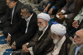 نماز جمعه تهران به امامت آیت الله موحدی کرمانی