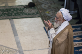 نماز جمعه تهران به امامت آیت الله موحدی کرمانی