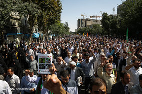 راهپیمایی نمازگزاران نماز جمعه مشهد در حمایت از مسلمانان مظلوم میانمار
