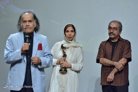 آیین بزرگداشت سیروس ابراهیم زاده، کیانوش عیاری و حسین علیزاده در نوزدهمین جشن بزرگ سینمای ایران