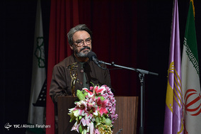 آیین بزرگداشت سیروس ابراهیم زاده، کیانوش عیاری و حسین علیزاده در نوزدهمین جشن بزرگ سینمای ایران