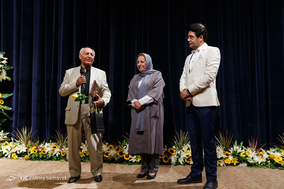 شانزدهمین جشن سالیانه انجمن منتقدان و نویسندگان خانه تئاتر