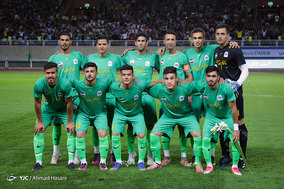 دیدار تیم های منتخب مشهد و منتخب کربلا در ورزشگاه امام رضا (ع) مشهد