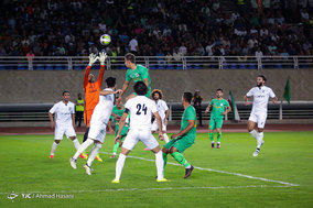 دیدار تیم های منتخب مشهد و منتخب کربلا در ورزشگاه امام رضا (ع) مشهد