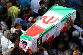 تشییع پیکر شهید روشی، شهید 10 ساله ایرانی در حمله انتحاری داعش در ناصریه عراق - رودان