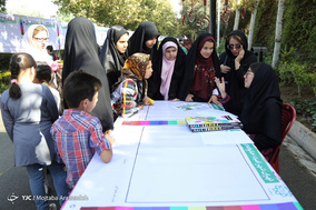جشنواره طولانی ترین نقاشی کشور در بوستان رازی