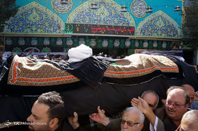 مراسم تشییع آیت الله معصومی (نماینده سابق ولی فقیه در دانشگاه آزاد) در مشهد
