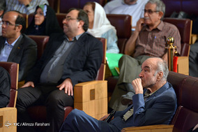 آیین تجلیل و رونمایی از تندیس و تمبر مریم میرزاخانی