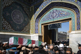 تشییع چهار شهید دفاع مقدس و یک شهید مدافع حرم در مشهد