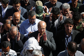 تشییع چهار شهید دفاع مقدس و یک شهید مدافع حرم در مشهد