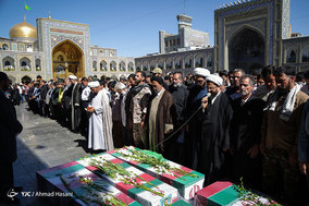 تشییع چهار شهید دفاع مقدس و یک شهید مدافع حرم در مشهد