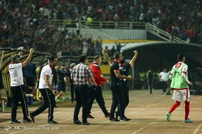 لیگ برتر فوتبال دیدار تیمهای سپاهان و پرسپولیس