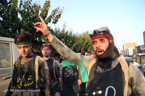 حرکت کاروان نمادین غواصان جنگ در تهران