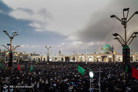مراسم وداع با پیکر پاک شهید محسن حججی در حرم مطهر امام رضا (ع)