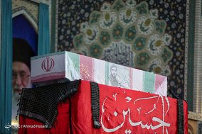 مراسم وداع با پیکر پاک شهید محسن حججی در حرم مطهر امام رضا (ع)