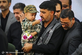 مراسم تشییع پیکر شهیر محسن حججی در میدان امام اصفهان