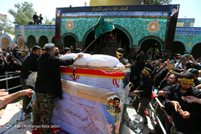 مراسم خاکسپاری شهید مدافع حرم محسن حججی در نجف آباد