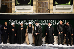 دومین شب مراسم عزاداری حضرت اباعبدالله الحسین در حسینیه امام خمینی (ره)