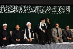 مراسم عزاداری شب تاسوعای حسینی در حسینه امام خمینی(ره)