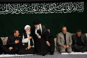 مراسم عزاداری شب تاسوعای حسینی در حسینه امام خمینی(ره)