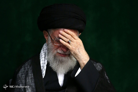 مراسم عزاداری شب عاشورا در حسینه امام خمینی(ره)