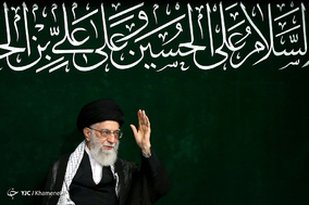 مراسم عزاداری شب عاشورا در حسینه امام خمینی(ره)