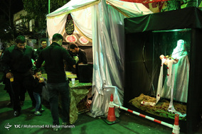 دسته های عزاداری شب عاشورا در خیابان گرگان تهران