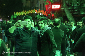 دسته های عزاداری شب عاشورا در خیابان گرگان تهران