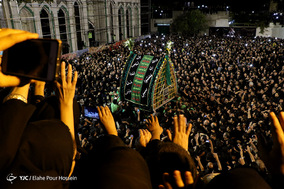 مراسم عزاداری سنتی چارچو گردانی در حسینیه سادات استهبان