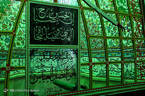 مراسم عزاداری سنتی چارچو گردانی در حسینیه سادات استهبان